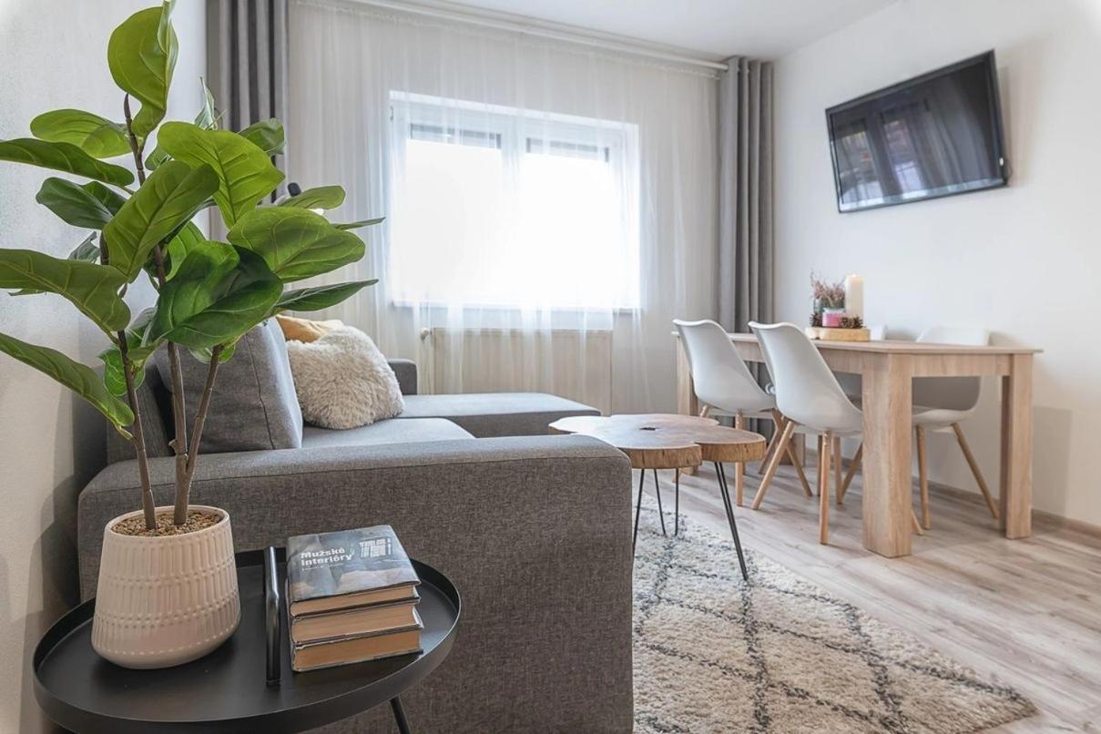 Apartmany Minata Liptovský Mikuláš Eksteriør bilde